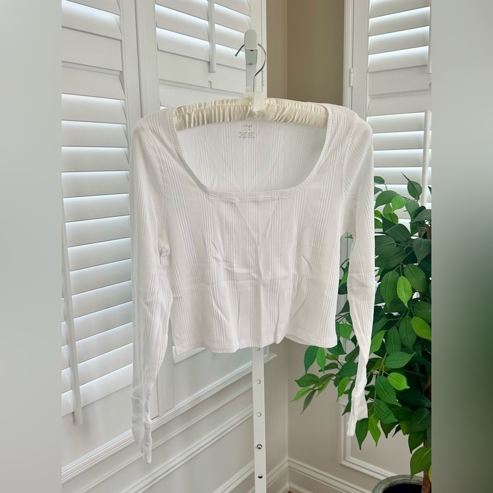 Aerie Women’s Long-Sleeve Ribbed Crop Top in White Size XL